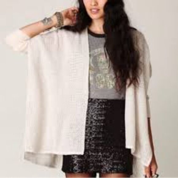 Free People Lace Inset Long Sleeved Cardigan Cream and Gray Size S Preloved - Picture 2 of 11